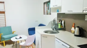Sirma's Unique Artsy Modern Quiet 1-Bdrm in the Heart of Skopje - Image 5