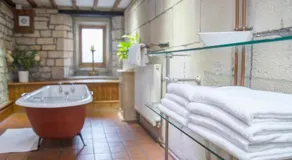 Casa-Baño privado-EC - Image 2