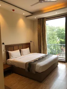 UDS Villa Scandinavian - Next to VFS, Walking to Connaught Place - Image 2