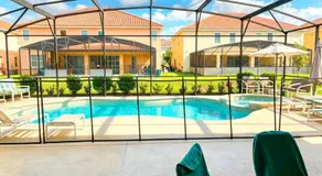 Bright Guest Room in Luxury Villa - Resort Community - Near Disney - Shared Bath - Image 3