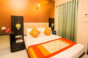 Hotel Avenue - Near Airport Mumbai - Image 3
