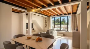 VICE VERSA -Seaside boutique Villa with Pool - Image 4