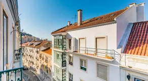 Olarias Terrace Lisbon - Image 4