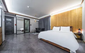 Yongin Singal Sky - Image 2