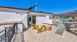 Seaside Guesthouse by JR City Apartments - Image 3