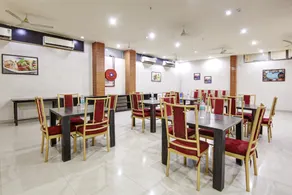 Hotel Vibe Blue Sec 70, Near Kailash Hospital & Sec 61 -52 Metro - Image 5