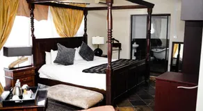 Melted Butter Lodge - Image 2