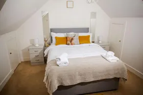 Tower Square House - Image 2