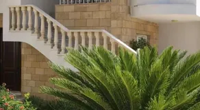 Blue Family Villa - Large Pool - Airco - Up to 10 Guests - 3 Min Walk to Beach - Image 5