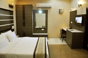 The Esse Hotel - Image 5