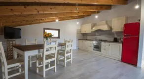 Roberta House - Image 4
