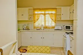Port of Spain Windy Guest Apartment - Image 3