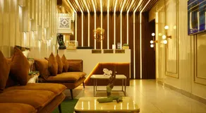 Jannat Hotel - Image 2