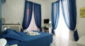 Le Vie Di Napoli B&B - Image 2