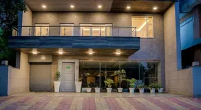 Super Townhouse Rohini Sector 23 - Image 4
