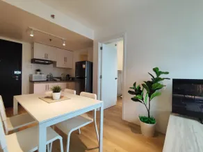 Oak Apartment @ The Rochester Bridgeview Tower - Image 2