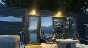 Aurora Lodge Retreat - Image 4