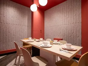 The Modern Hotel - Image 4