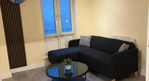 Excellent Central Location Apt 2 R2 - Image 5