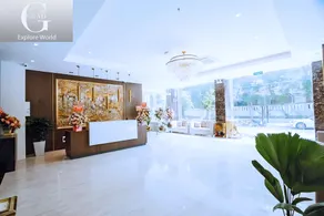 1986's Hotel - Image 2