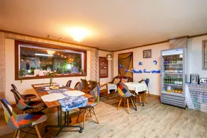 California Hotel - Image 4