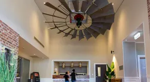 Porter's Plainland Hotel - Image 4