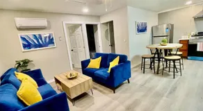Apartment C, Restful,Cozy, close Sunland Park Mall - Image 2