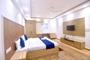 Golden Leaf Inn - Noida - Image 3