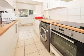 Townhouse @ 178 Ruskin Road Crewe - Image 3