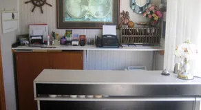Knotty Pine Motel - Image 4