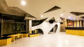 B2 Phuket Boutique & Budget Hotel - Image 2
