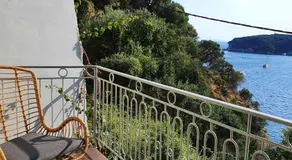 Flisvos sea view rooms - Image 4