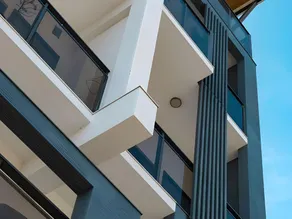 Moker House  - Image 2