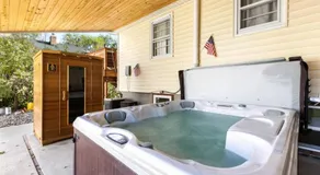 Bo360 Bungalow with Hot Tub and Sauna - Image 3