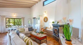 Villa Damian by Villa Plus - Image 4