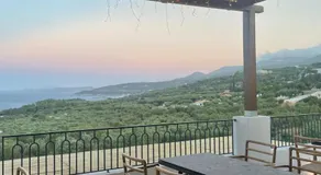 Panorama Apartments updated with infinity pool - Image 4