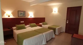 Hotel Siroco Portonovo - Image 2