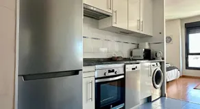 Modern apartment Near city center, Airport, Metro - Image 5