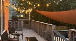 Sunset Oasis - Beautiful 3BR with Serene Backyard near UF Stadium! - Image 4