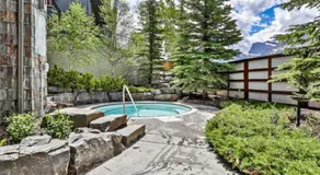 Relaxing 1BR Getaway Hot tub plus Amazing Mtn Views - Image 3