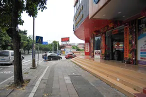 Pinguan E-sports Hotel (Dongguan People's Park) - Image 4