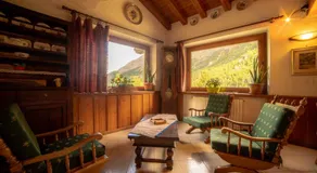 Hotel & Restaurant Perret - Mountain People - Image 5