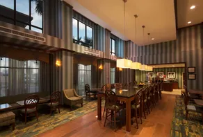 Hampton Inn & Suites El Paso West - Image 2