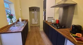 Paget Cottage a cosy and comfy 2 bedroom cottage with parking to the rear and a short drive from Cannock town centre - Image 5