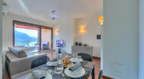 Appartement de vacances avec terrasse, piscine et barbecue | Vue lac - Image 2