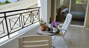 Sunflower - 3 bedroom spacious apartment, Peyia - Image 4