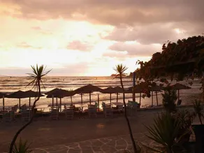 Blue Bay Beach Hotel - Image 4