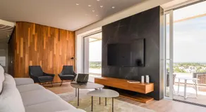Las Colinas Golf & Country Club Residences - Image 2
