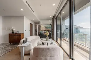 Lumiere Riverside - Raymond Holm - Luxurious 5-star apartment - Image 2