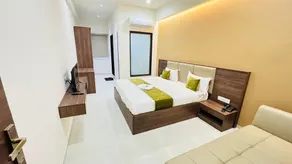 HOTEL ROYAL SKY - Image 4